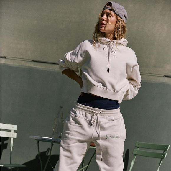 FREE PEOPLE NWT Undefeated Hoodie L - Picture 5 of 12